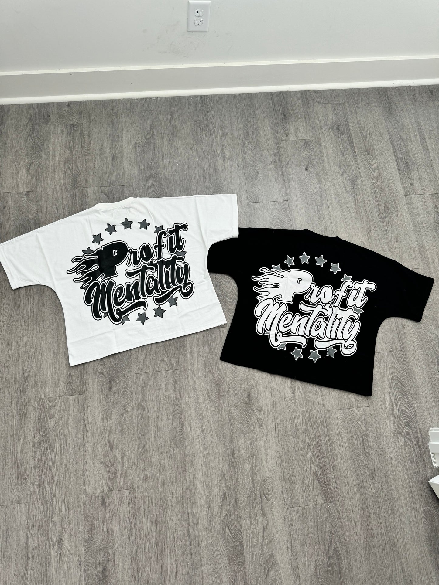 “DEAD PRESIDENTS” Profit Tees